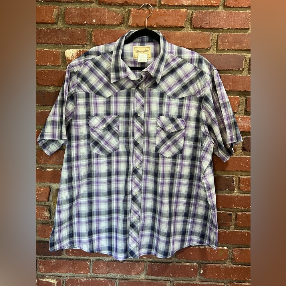 Wrangler Men's 2XL Pearl Snap Button Down Purple/Gray Plaid Short Sleeve Shirt